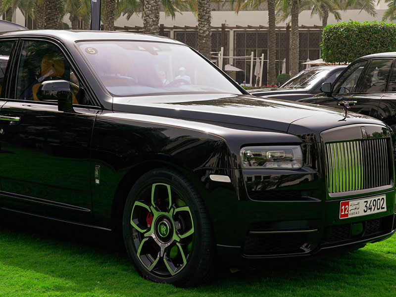 الكشف عن أفخم سيارة رباعية الدفع بالعالم في أبوظبي